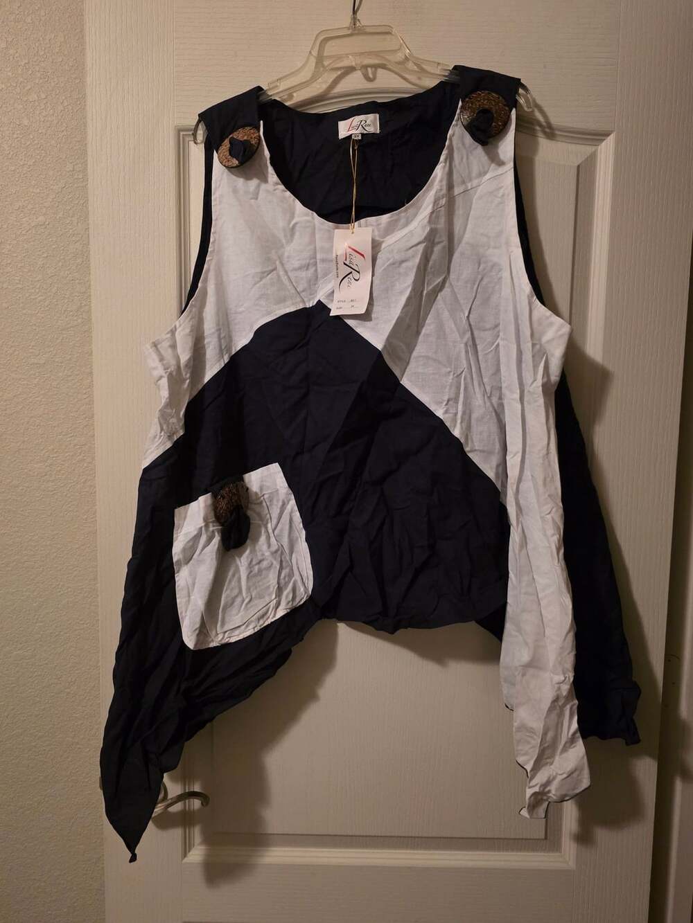 NWT Lisa Rene Asymmetric Tank Top 3X Black White Colorblock Cotton
